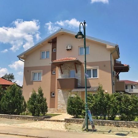 Apartmani Novak - Srebrno Jezero Veliko Gradište エクステリア 写真